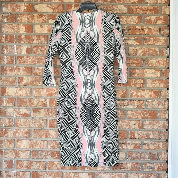 Bisou Bisou Dress - Picture 4 of 5